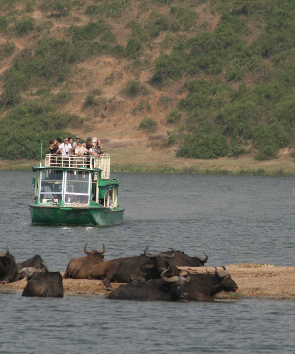 kazinga channel uganda