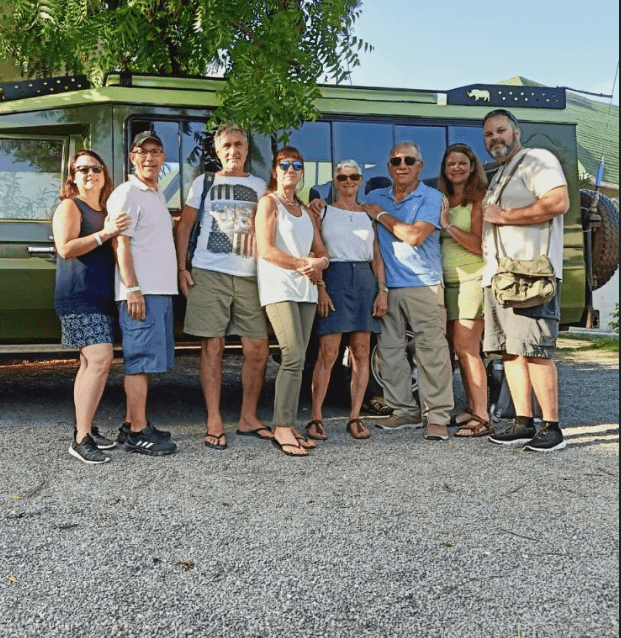 Group Travel vs. Solo